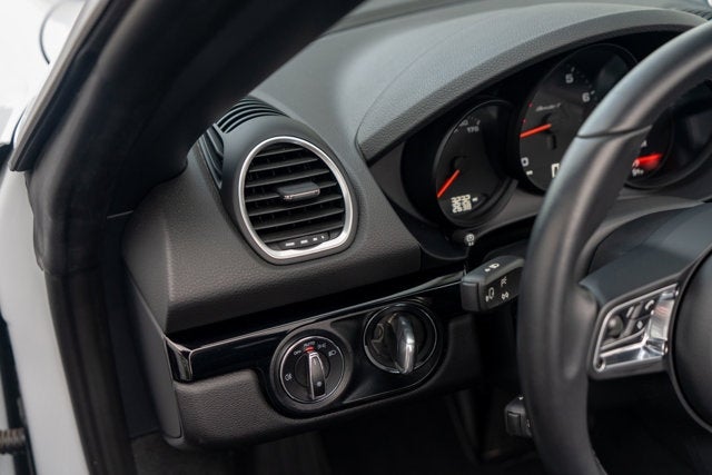 2021 Porsche 718 Boxster T