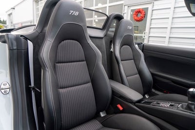 2021 Porsche 718 Boxster T