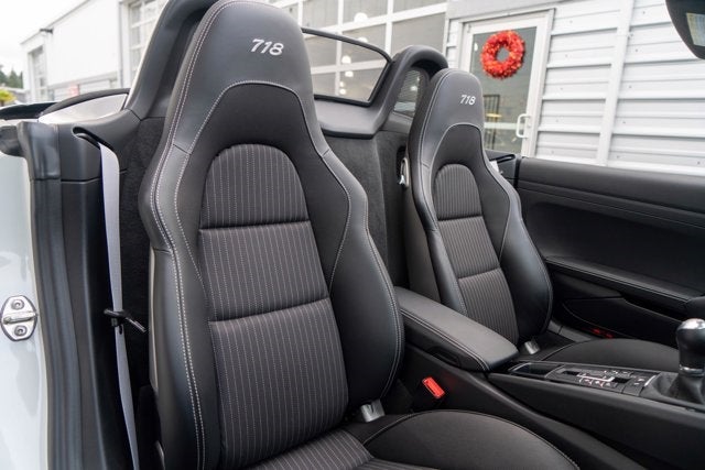 2021 Porsche 718 Boxster T