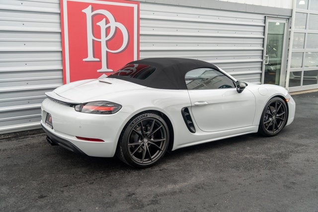 2021 Porsche 718 Boxster T