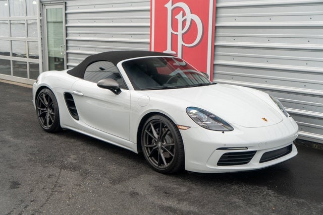 2021 Porsche 718 Boxster T