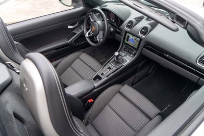 2021 Porsche 718 Boxster T