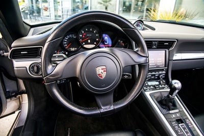 2013 Porsche 911 Carrera Cabriolet