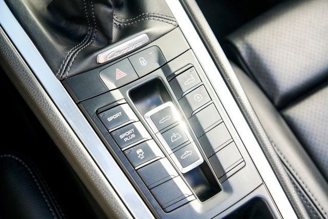 2013 Porsche 911 Carrera Cabriolet