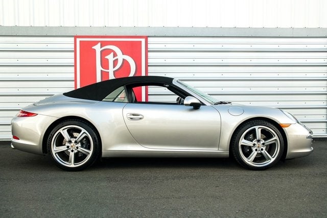 2013 Porsche 911 Carrera Cabriolet