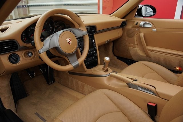 2010 Porsche 911 Carrera 4