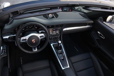 2013 Porsche 911 Carrera Cabriolet