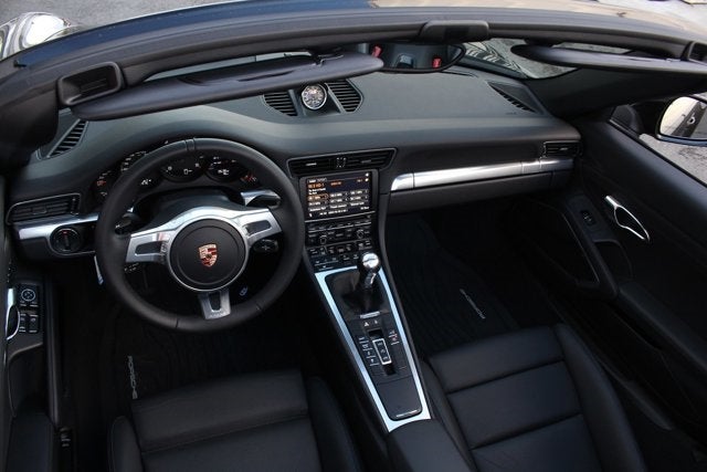 2013 Porsche 911 Carrera Cabriolet