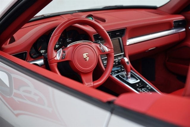 2013 Porsche 911 Carrera Cabriolet