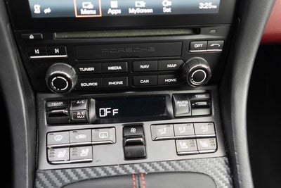 2017 Porsche 911 Carrera