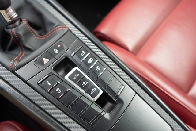 2017 Porsche 911 Carrera