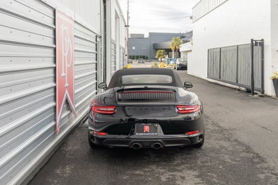2017 Porsche 911 Carrera