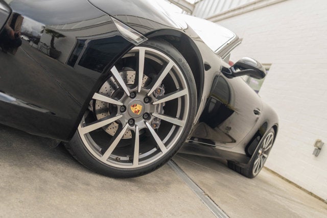 2017 Porsche 911 Carrera