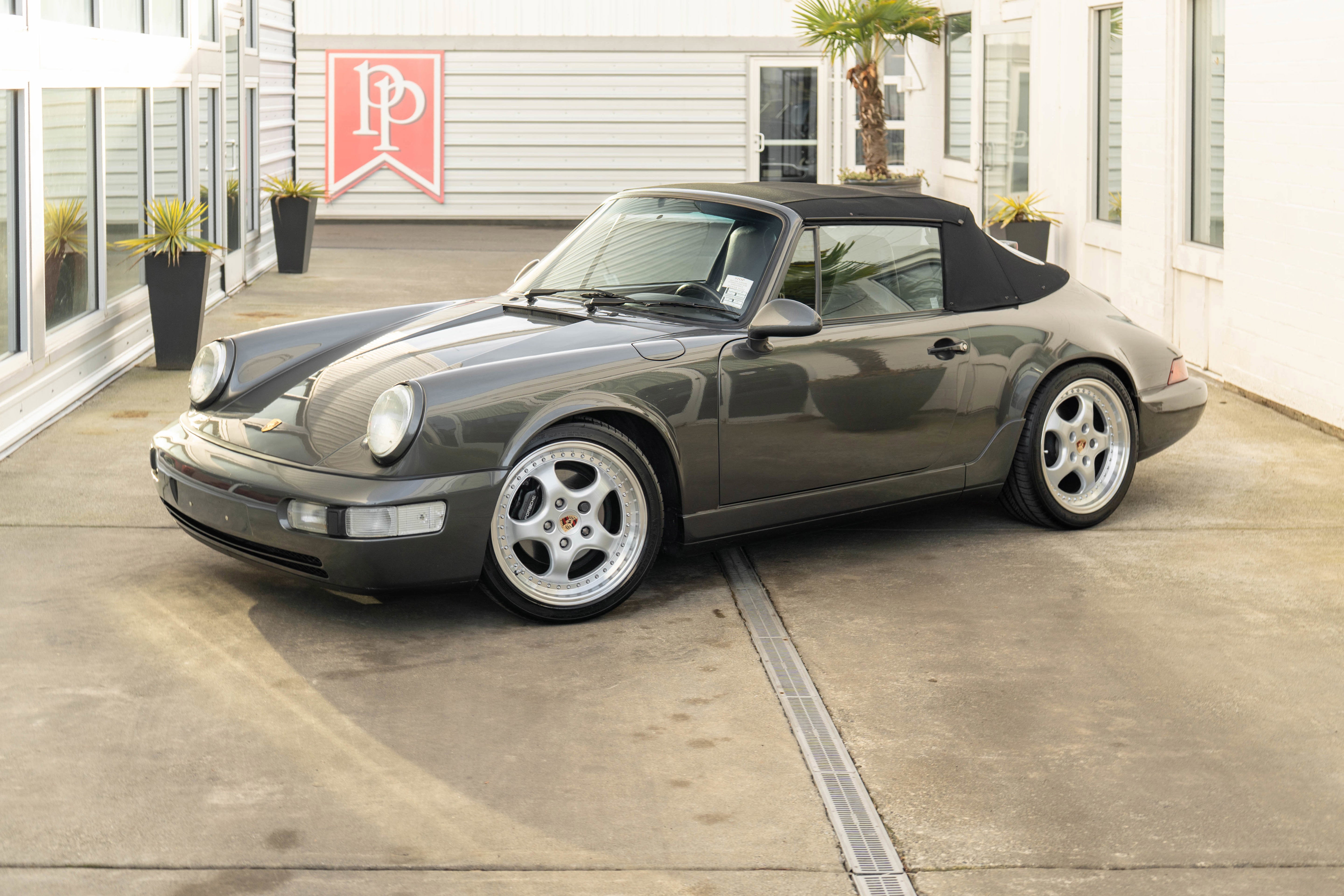 1992 Porsche 911 Carrera 2 2dr Coupe 2 Cabriolet