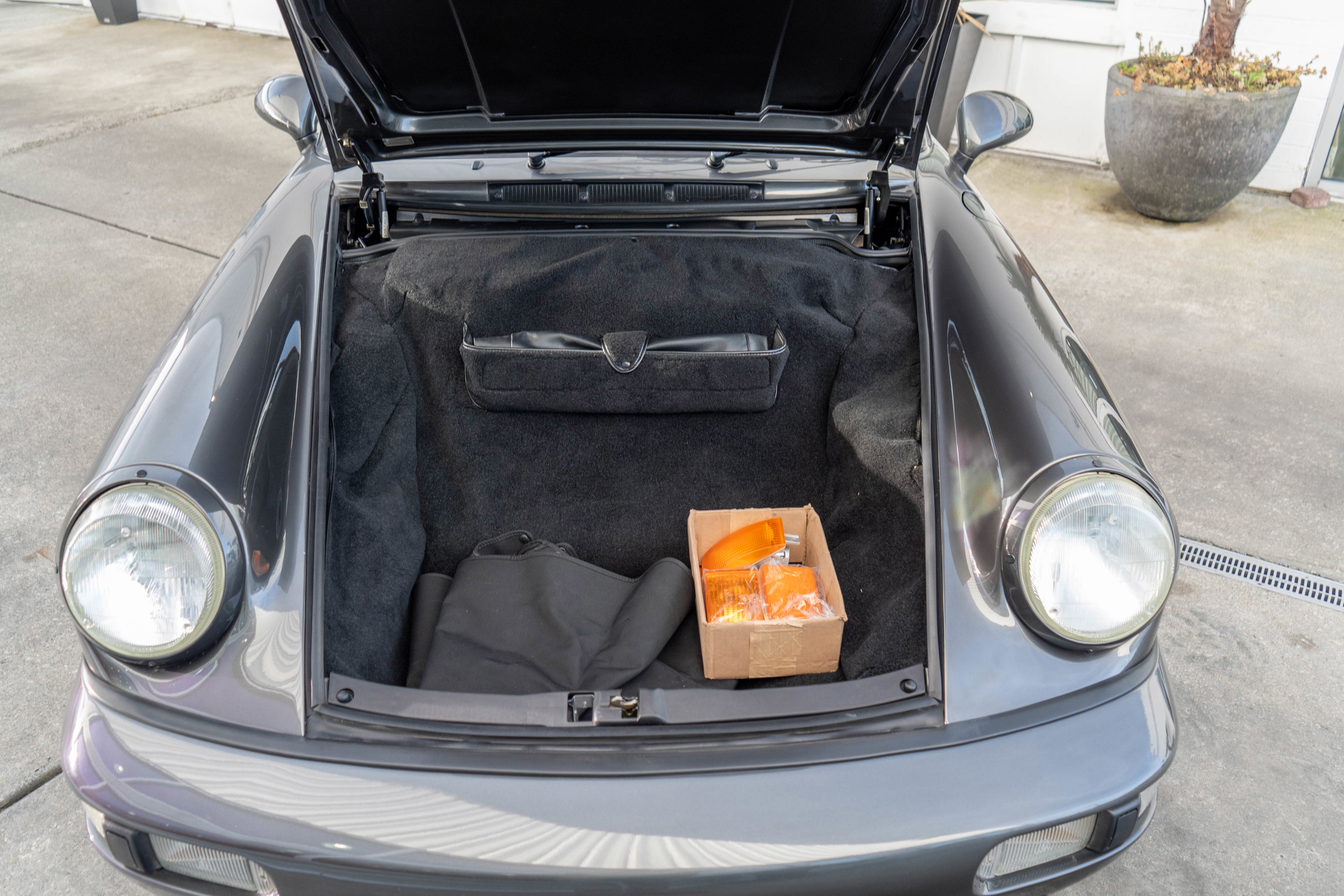 1992 Porsche 911 Carrera 2 2dr Coupe 2 Cabriolet