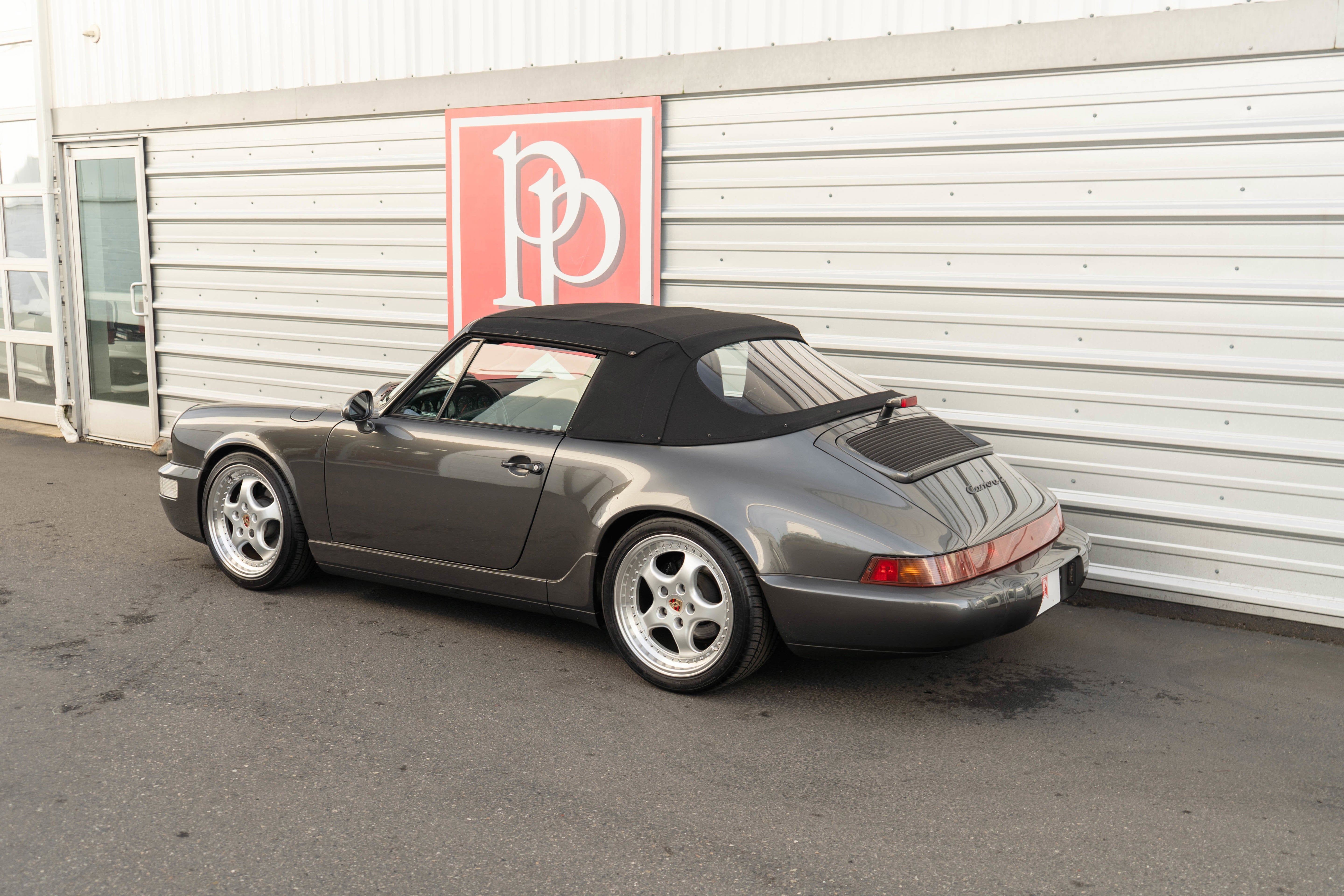 1992 Porsche 911 Carrera 2 2dr Coupe 2 Cabriolet