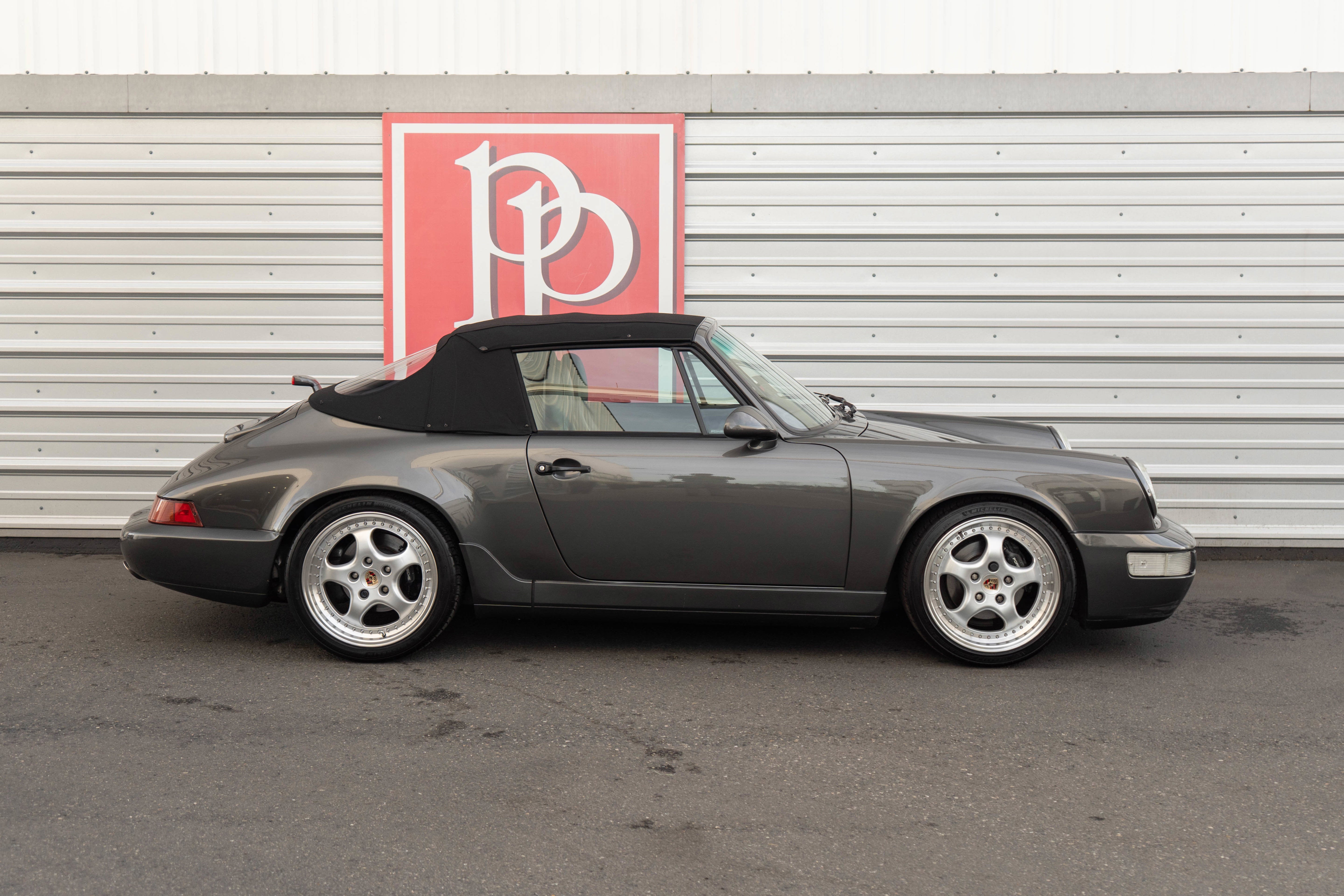 1992 Porsche 911 Carrera 2 2dr Coupe 2 Cabriolet