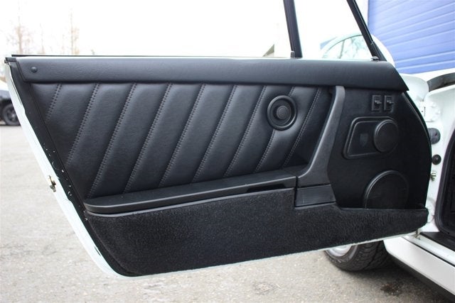 1993 Porsche 911 Carrera 4 Cabriolet