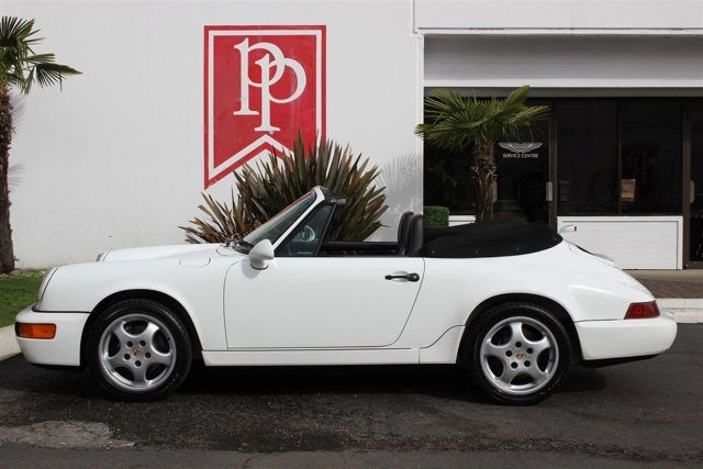 1993 Porsche 911 Carrera 4 Cabriolet