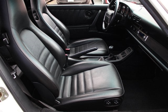 1993 Porsche 911 Carrera 4 Cabriolet