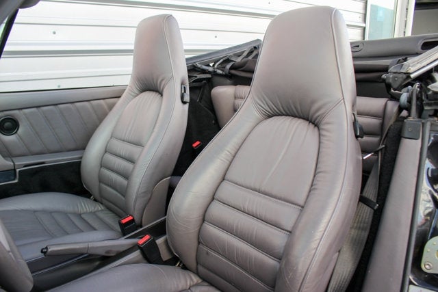 1991 Porsche 911 Carrera 4 Cabriolet