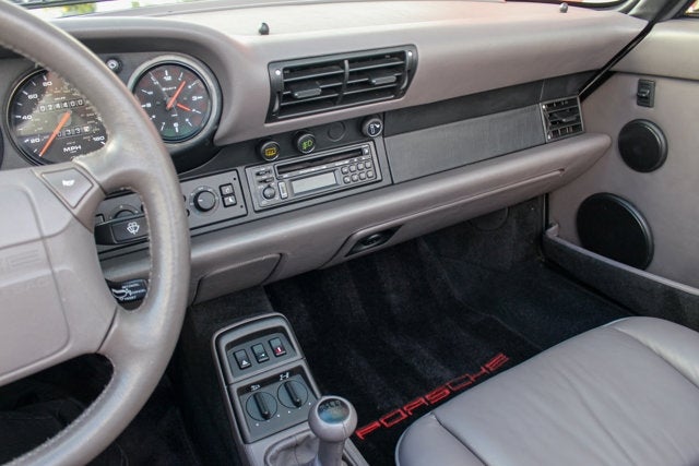 1991 Porsche 911 Carrera 4 Cabriolet