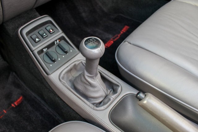 1991 Porsche 911 Carrera 4 Cabriolet