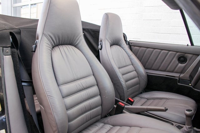 1991 Porsche 911 Carrera 4 Cabriolet