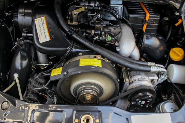 1991 Porsche 911 Carrera 4 Cabriolet