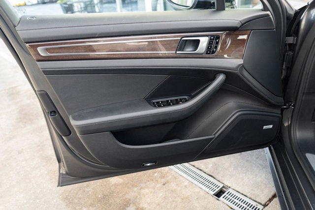 2018 Porsche Panamera 4S