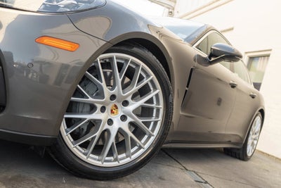 2018 Porsche Panamera 4S