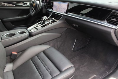 2018 Porsche Panamera Sport Turismo 4S