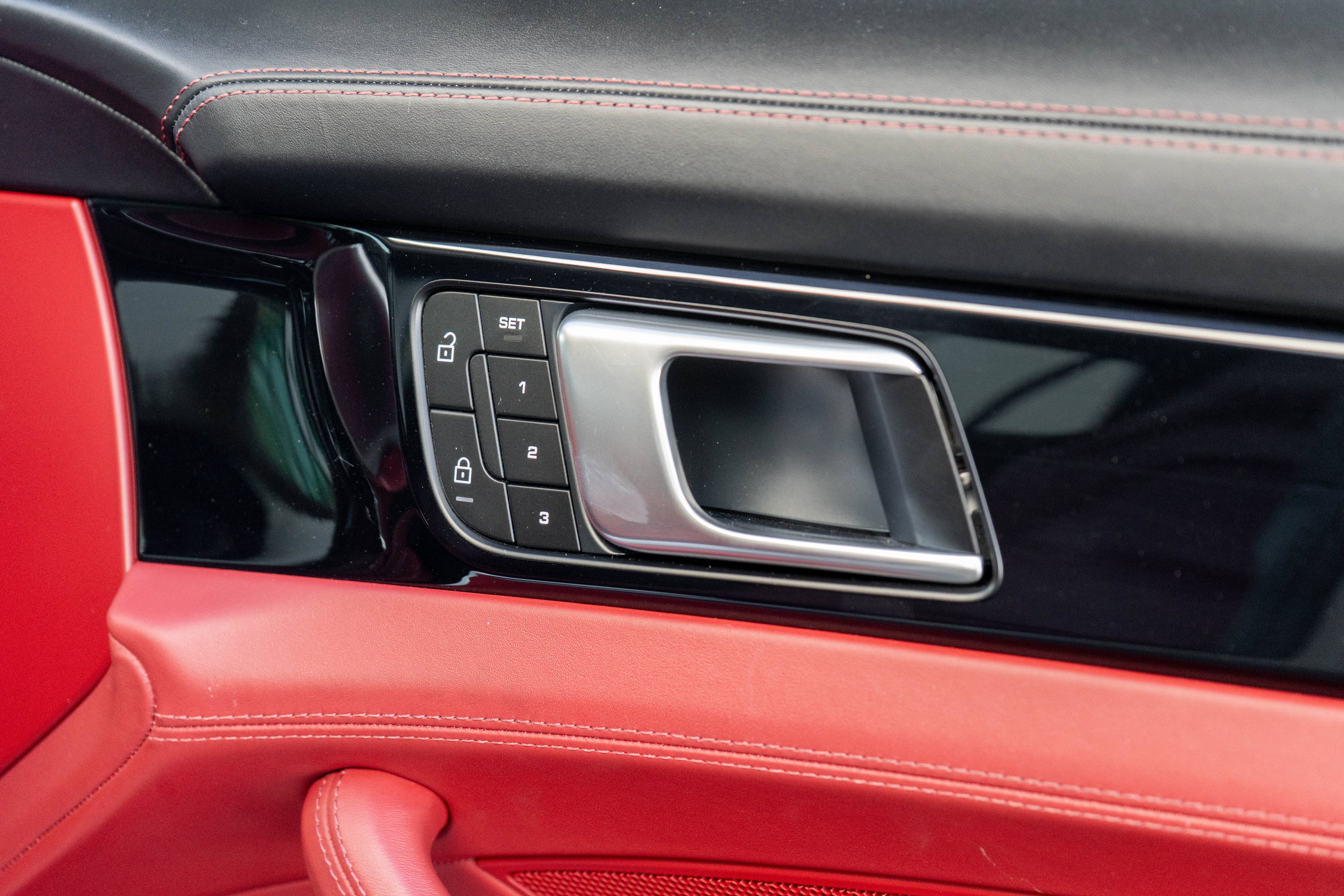 2023 Porsche Panamera 4S
