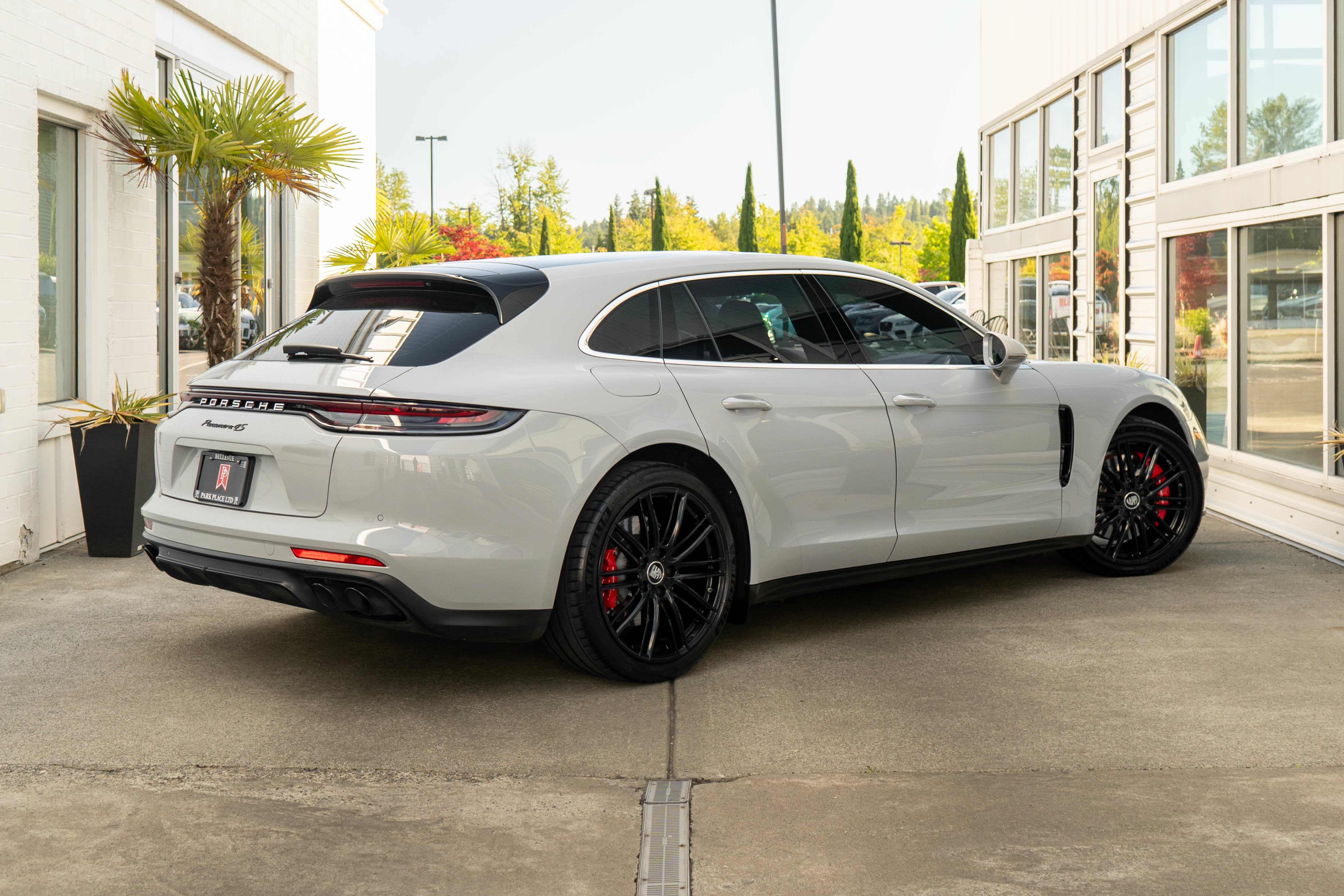 2023 Porsche Panamera 4S