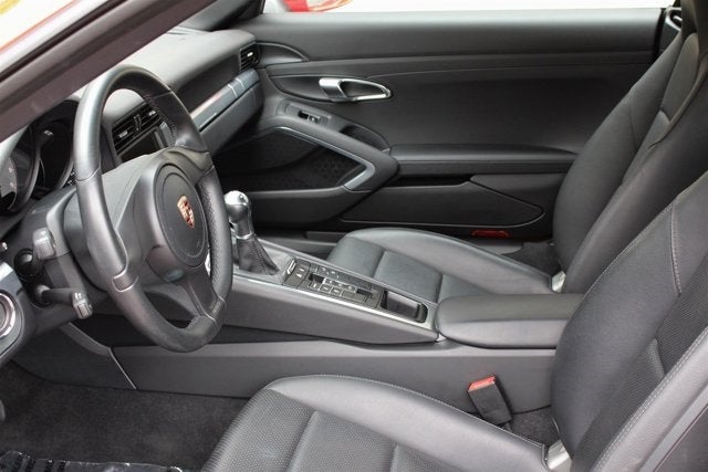 2013 Porsche 911 Carrera 4S Cabriolet