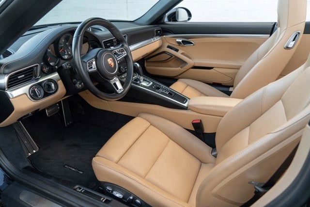 2017 Porsche 911 Carrera 4S