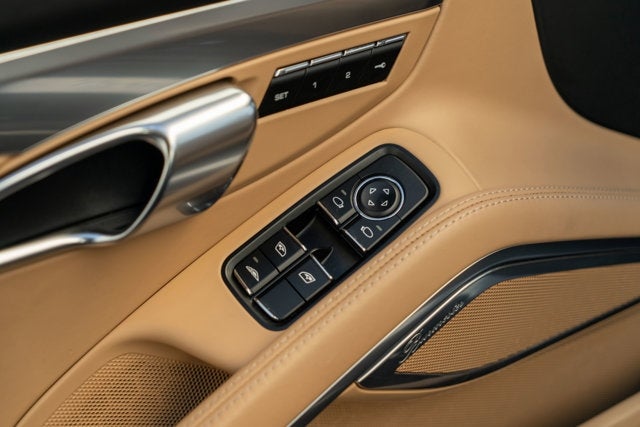 2017 Porsche 911 Carrera 4S