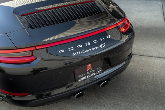 2017 Porsche 911 Carrera 4S