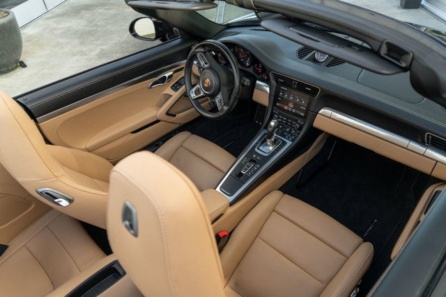 2017 Porsche 911 Carrera 4S