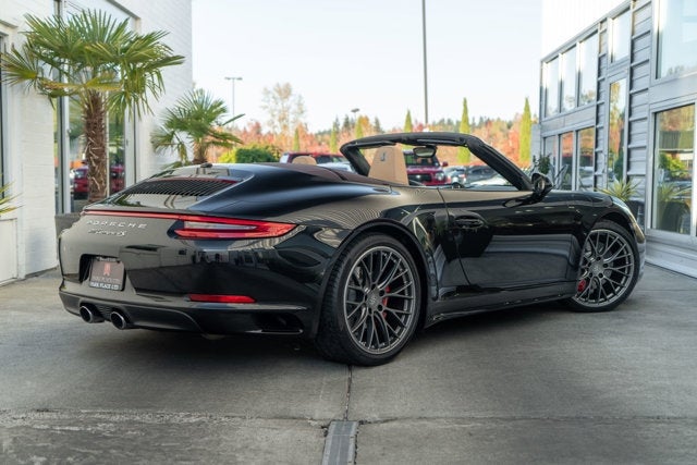 2017 Porsche 911 Carrera 4S