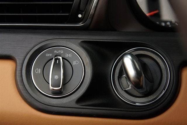 2015 Porsche 911 GTS Cabriolet