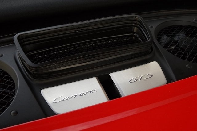 2015 Porsche 911 GTS Cabriolet