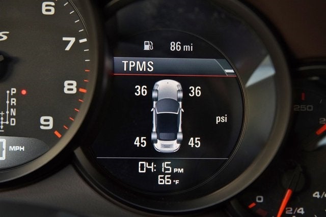 2015 Porsche 911 GTS Cabriolet