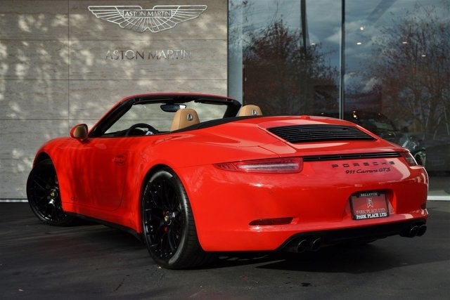 2015 Porsche 911 GTS Cabriolet