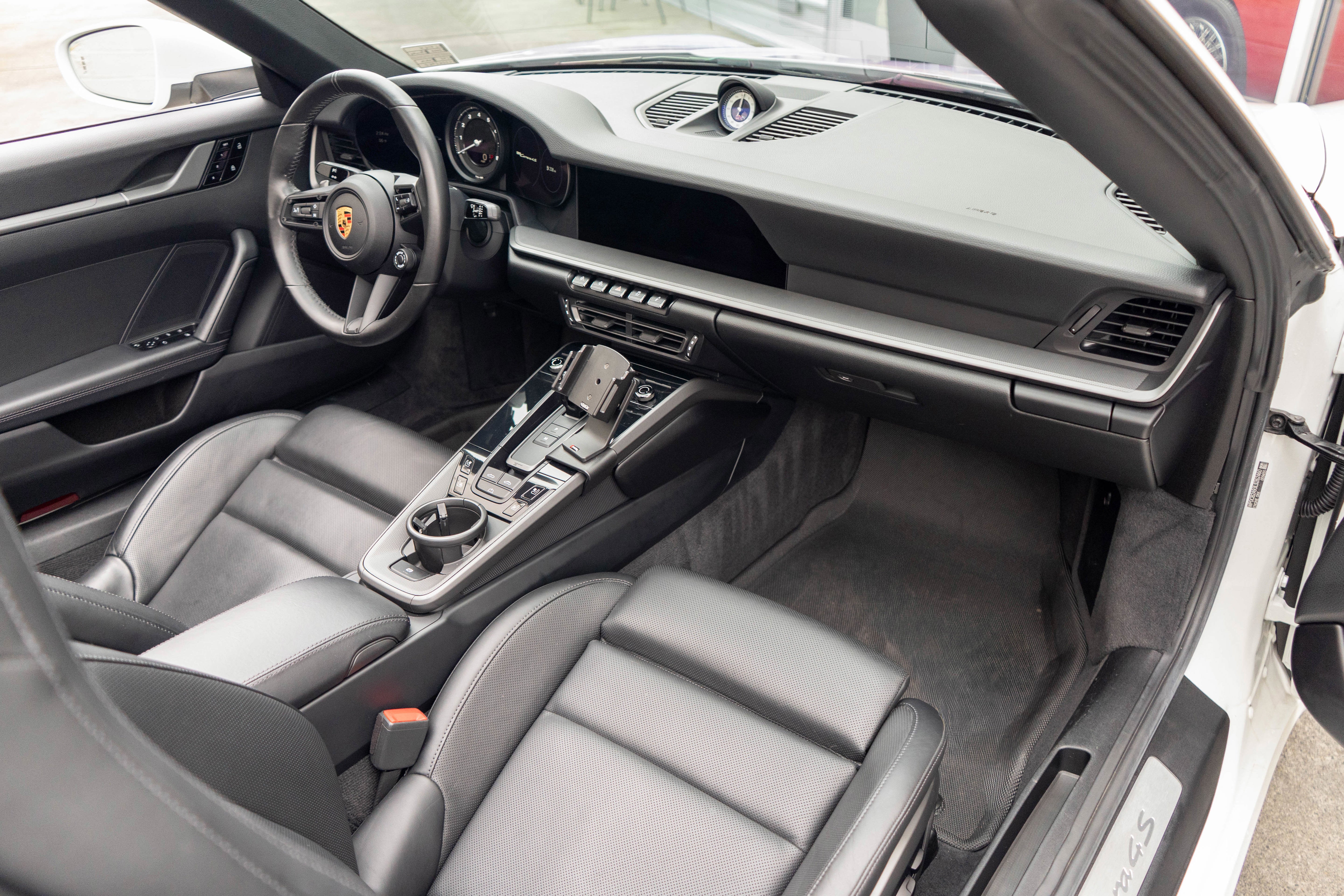 2020 Porsche 911 Carrera 4S