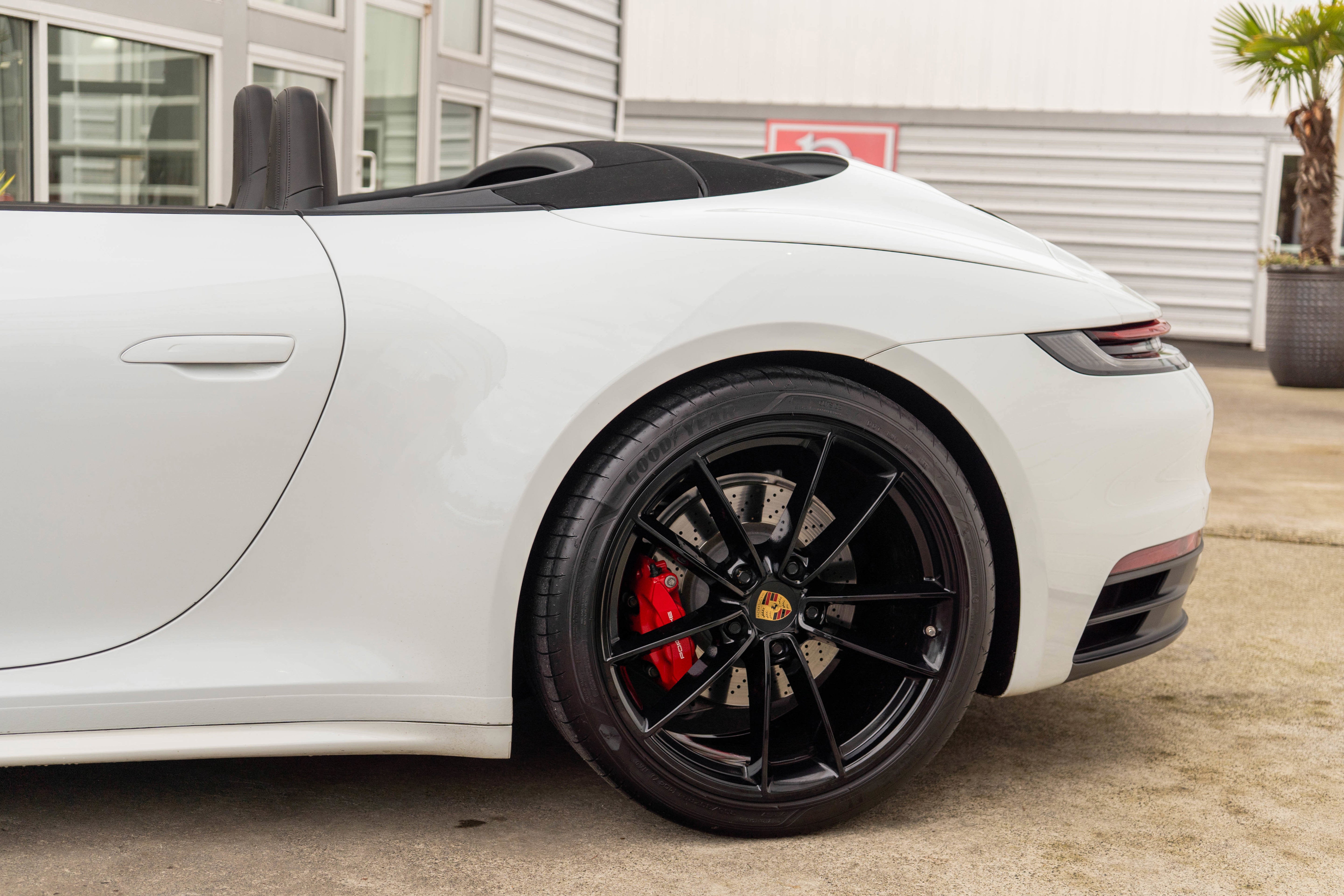 2020 Porsche 911 Carrera 4S