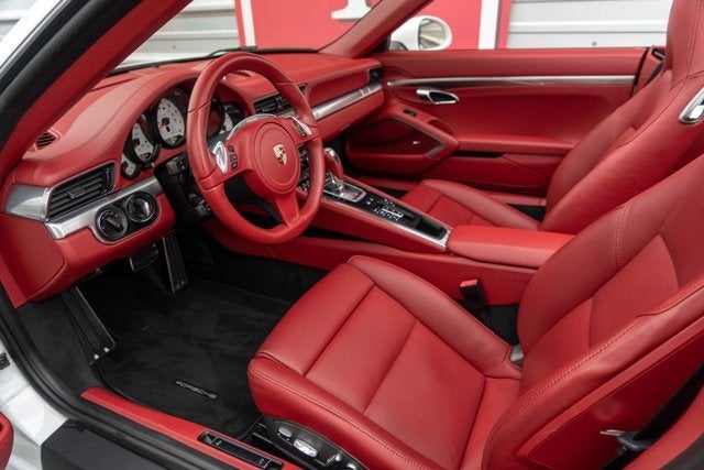 2014 Porsche 911 Carrera 4S