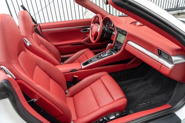 2014 Porsche 911 Carrera 4S