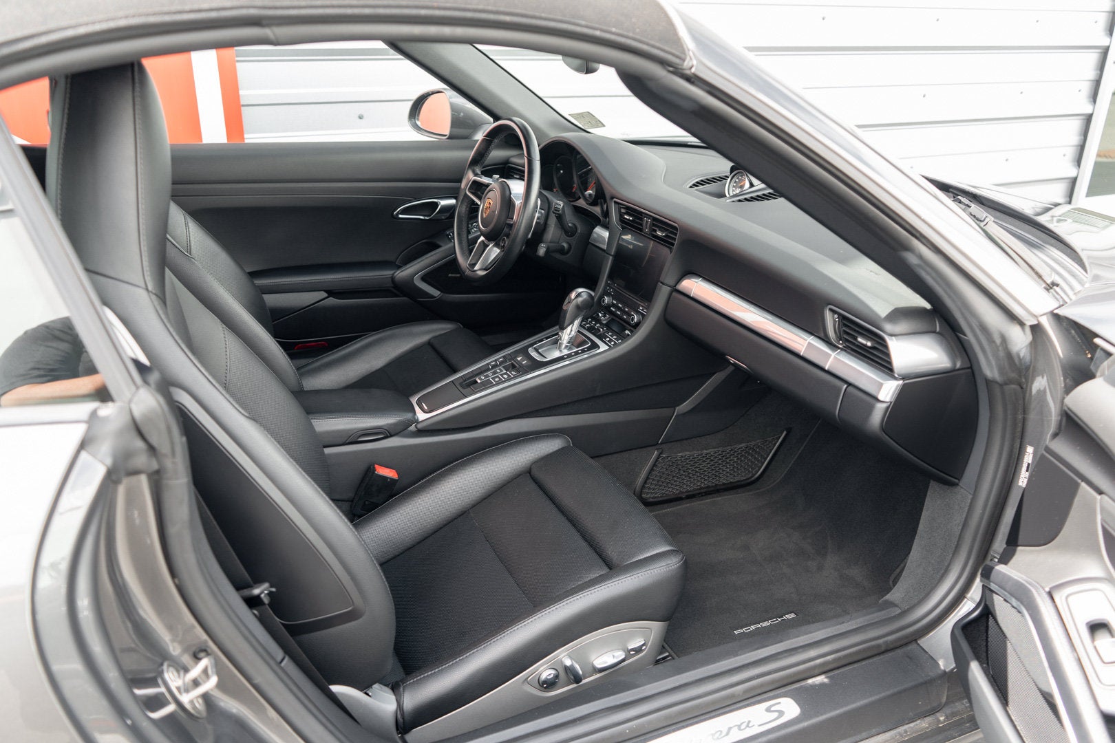 2017 Porsche 911 Carrera S