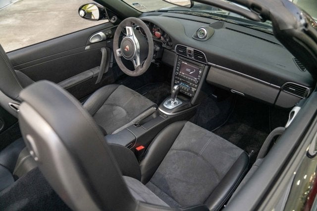 2012 Porsche 911 Carrera 4 GTS